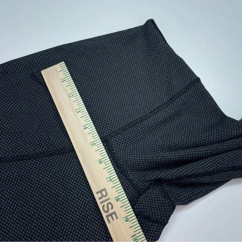 Lululemon Womens *no size tag* leggings 1660